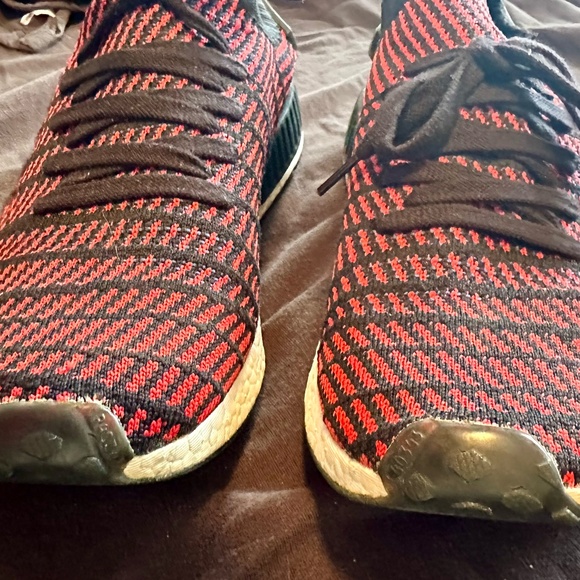 Adidas NMD R1 STLT Primeknit sneaker in Core Black and Solid Red.  Men's size 13 - Picture 6 of 7